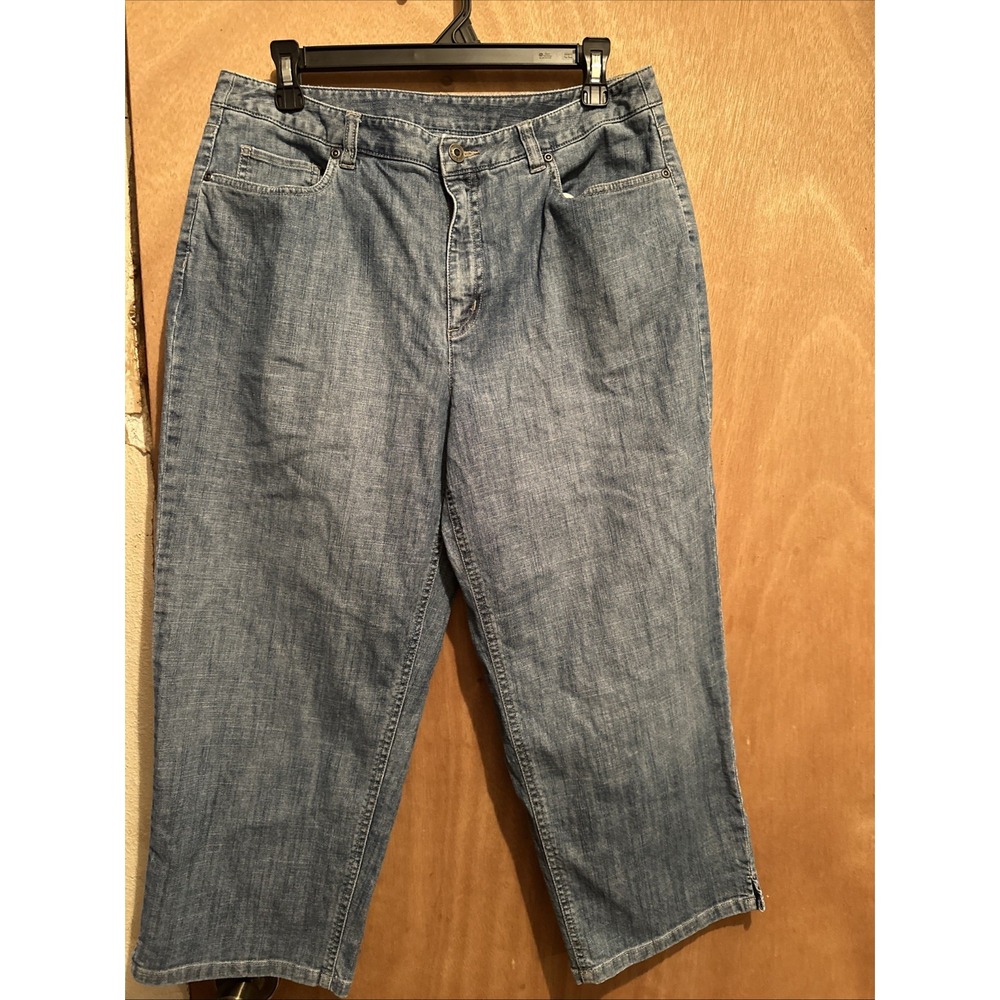 Talbots Capri Wide Leg Medium Wash Size 12 - Picture 2 of 7